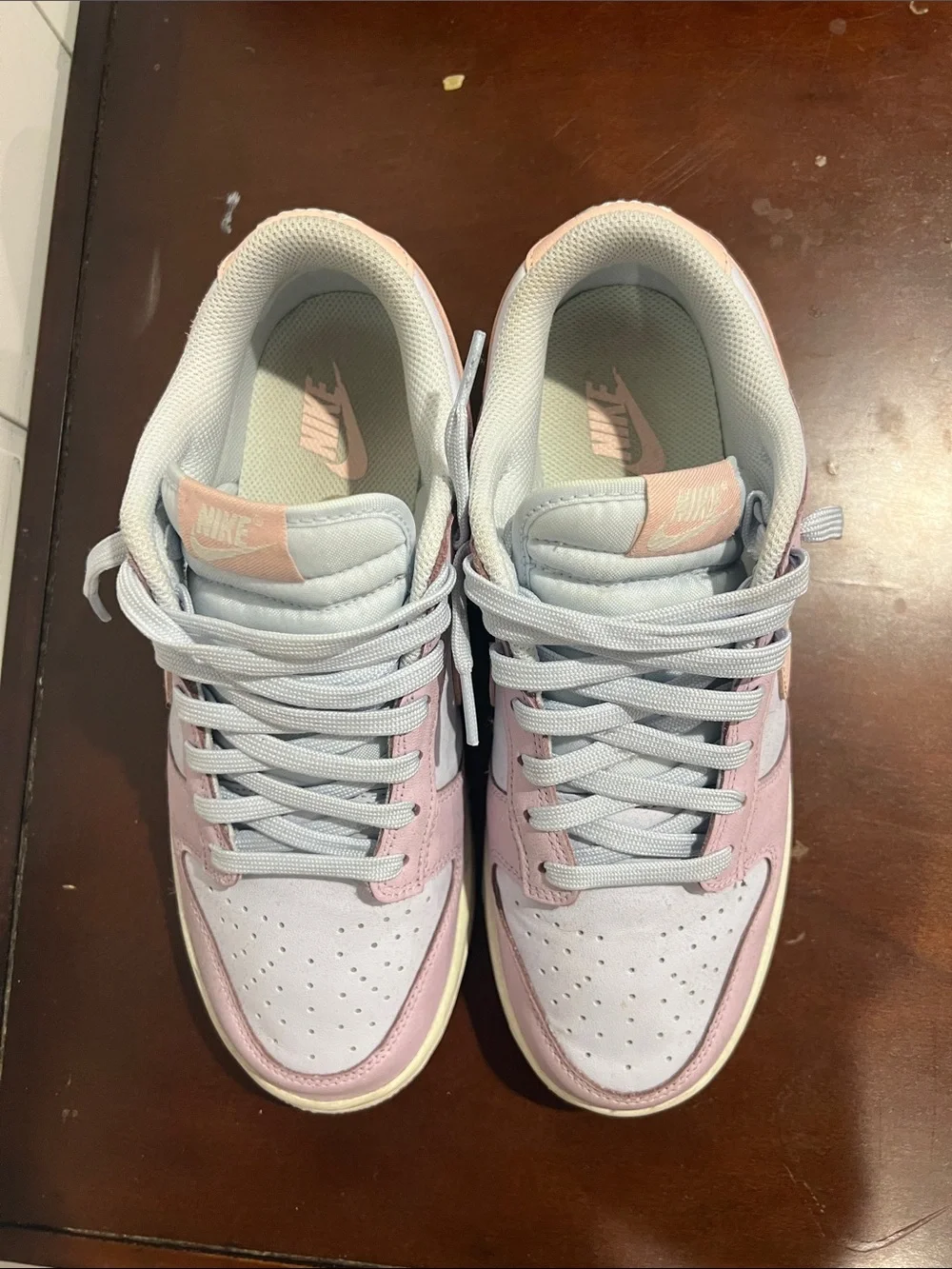 Nike low top
